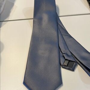 Elegant Blue Silk Tie